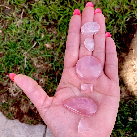 Jewelry - 💕🌹Polished Gem Style Rose Quartz Crystals